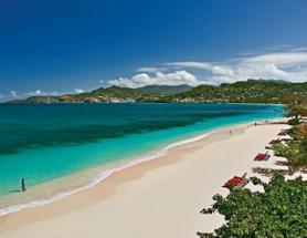 Karibský hotel Coyaba Beach Resort s pláží